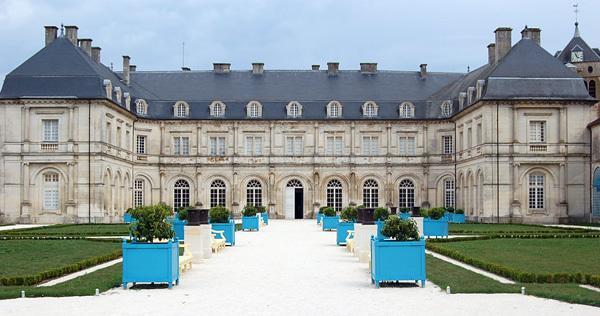 Hotel Du Donjon Champlitte-et-le-Prélot Exterior photo